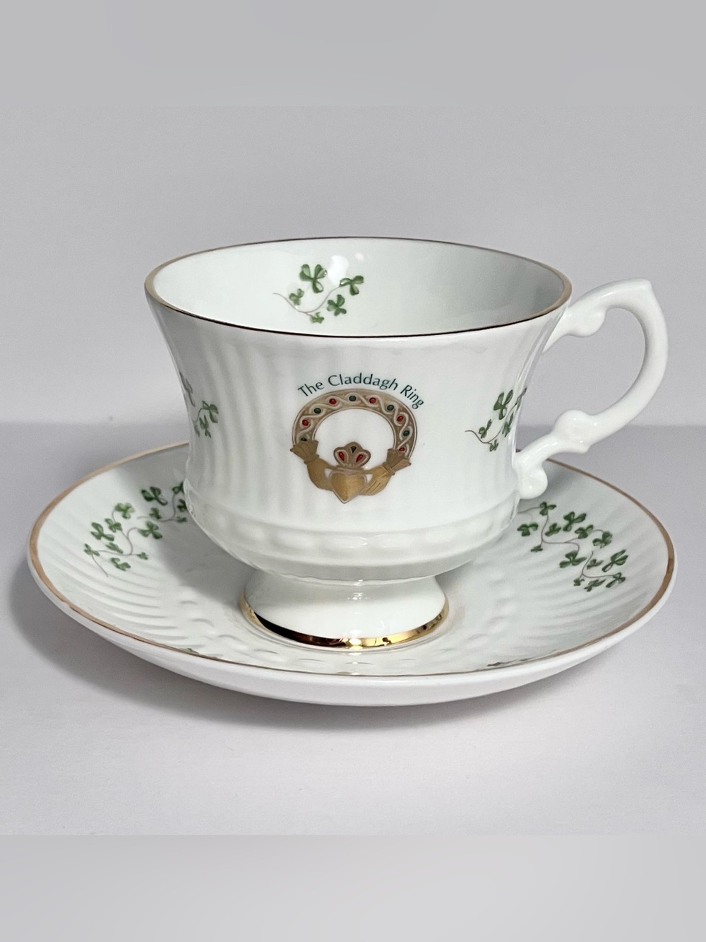 ROYAL TARA Irish Bone China CLADDAGH RING Cup & Saucer / DISCONTINUED, Very Rare